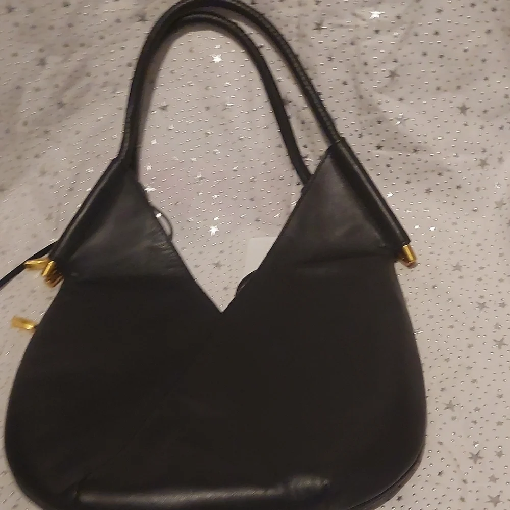 Donna Karan description   crafted